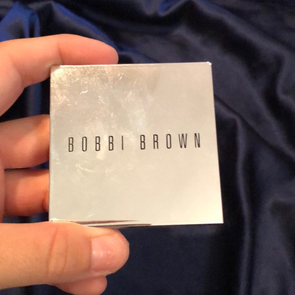 Bobbi Brown Finishing Powder